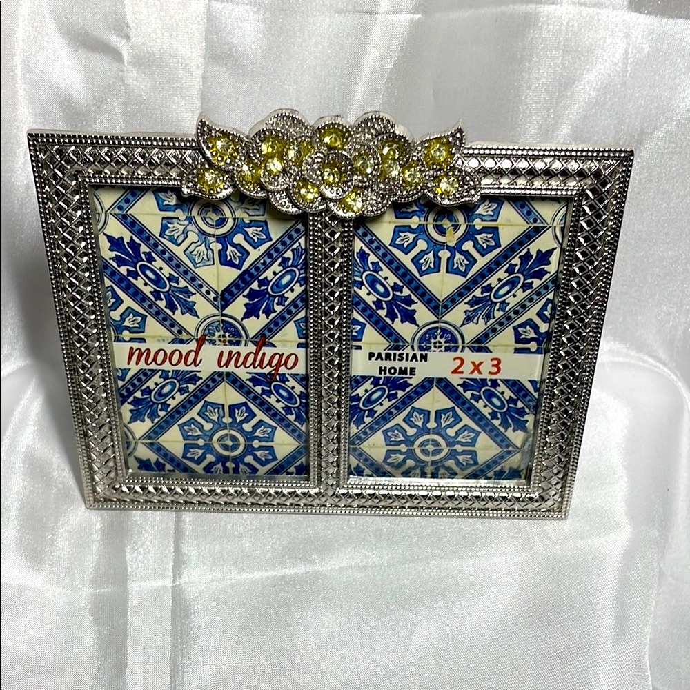 Parisian Homes Silver-tone Picture Frame with Elegant Accents & Rhinestones
